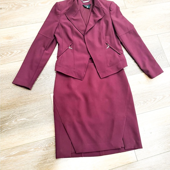 White House Black Market Burgundy Pencil Skirt w/ moto open front blazer 4P - Picture 2 of 13